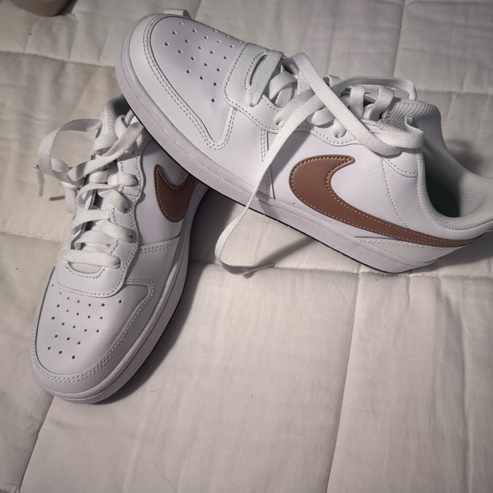 Nike White Sneakers with Brown Accents